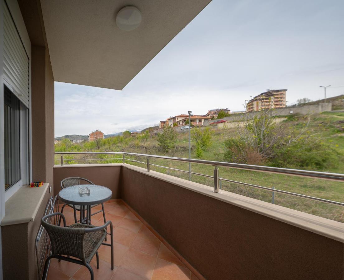 Verona Apartment Сандански Екстериор снимка